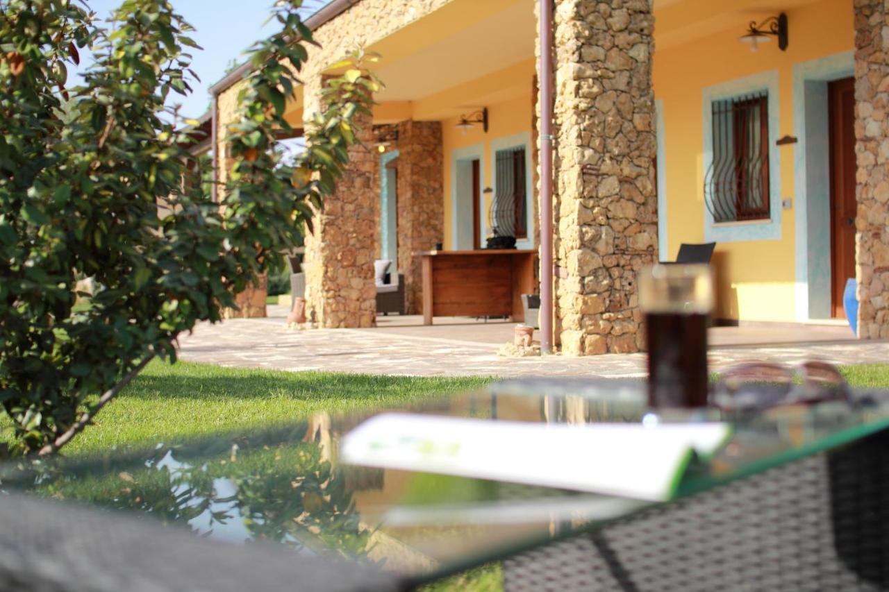 Su Passu Country House Fertilia Exterior foto